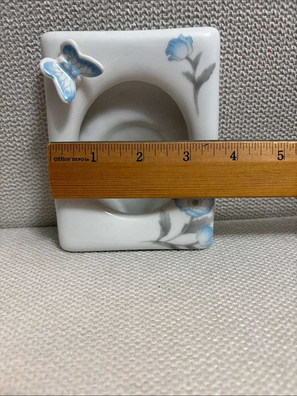 Interpur white porcelain